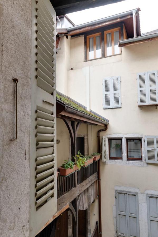 La Cour Filaterie - Suite Au D'Annecy Pdj En Option Экстерьер фото